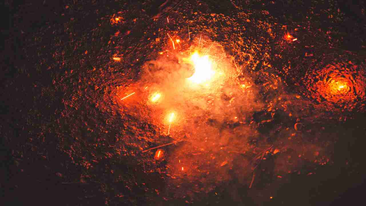 Exoplanet with blue atmosphere glow